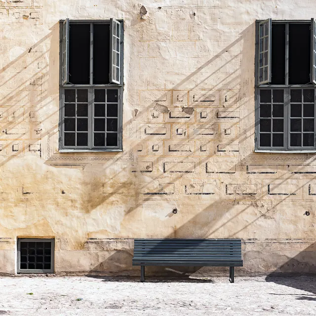 The courtyard facade of Kalmar Castle with sgraffito and windows